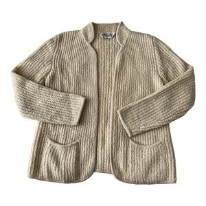 Vintage Cream Boucle Like Knit Jacket 
Vintage Size M 
I
